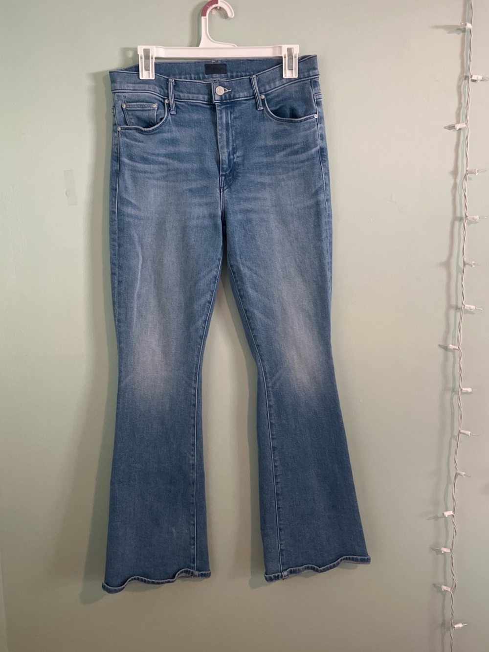 MOTHER the weekender flared Jeans